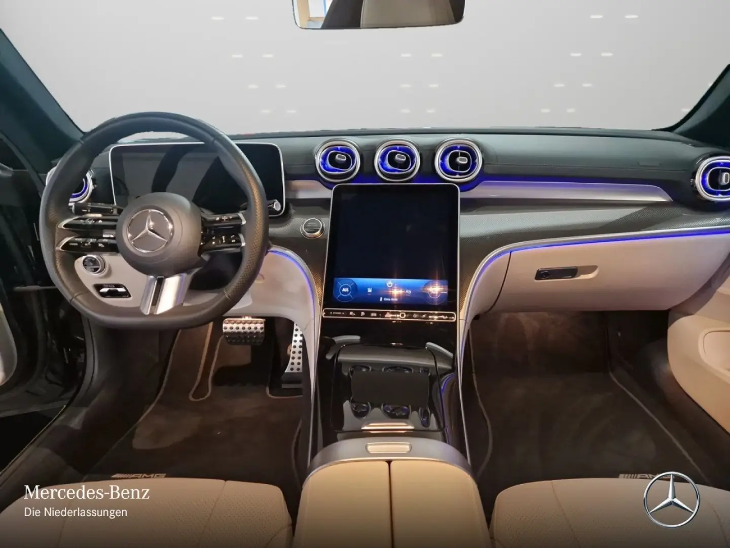 CLE 300 e AMG Prem. PANO NIGHT 360  DIGI BEIGE