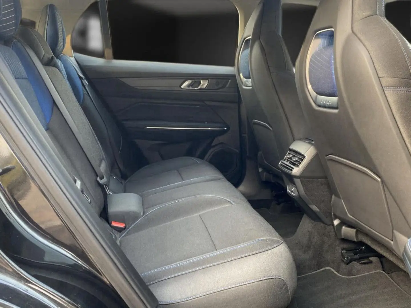 Lynk&Co Pano LED Navi ACC VZ TW Spur 18 Carplay