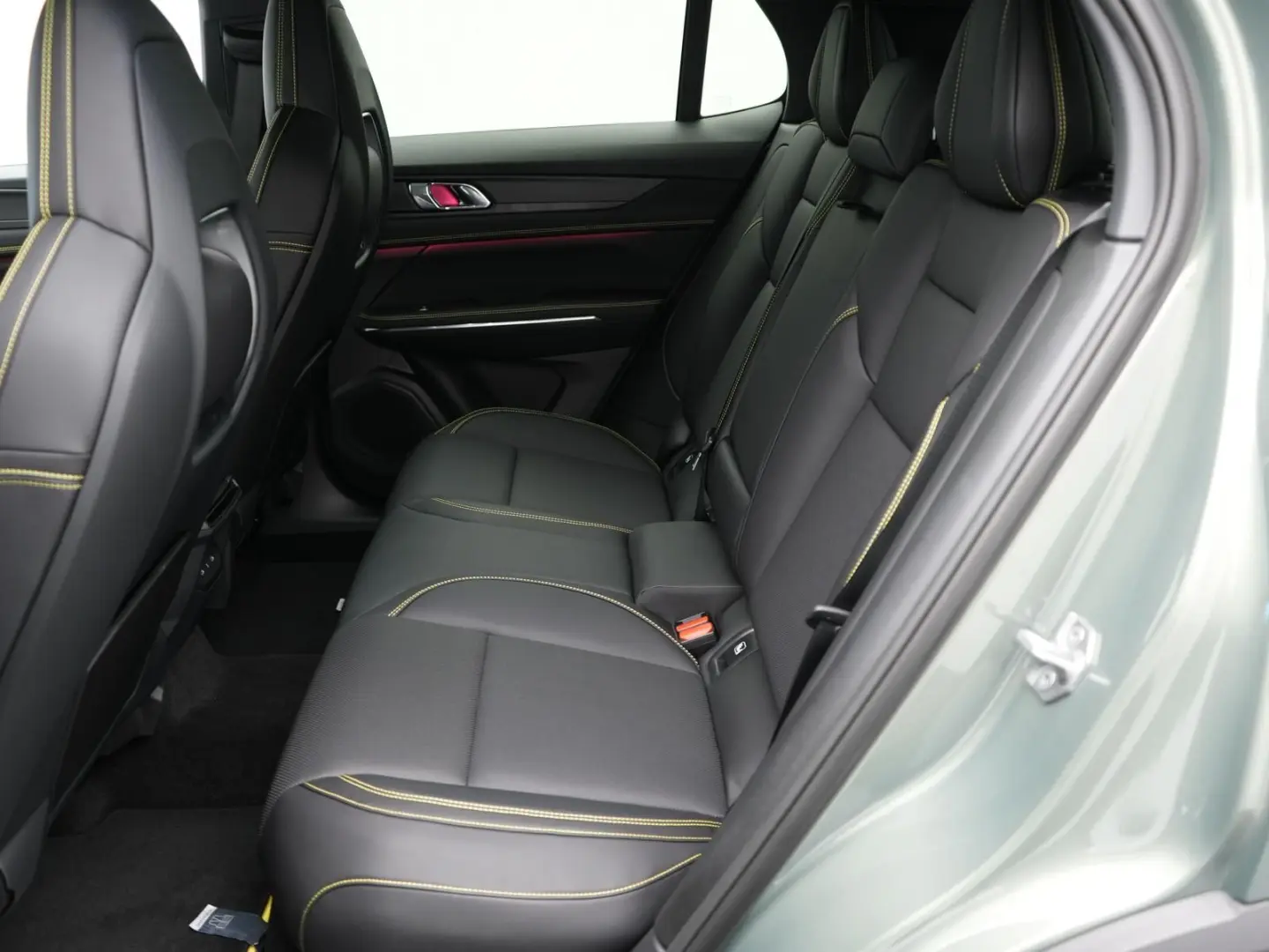 01 1.5 PHEV More  PANO INFI MEMO 360  20  ACC