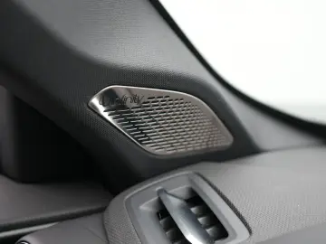 01 1.5 PHEV More  PANO INFI MEMO 360  20  ACC