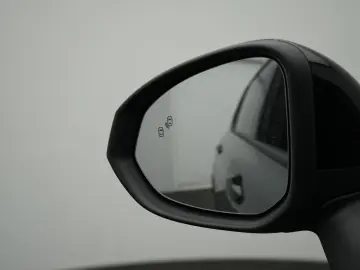 01 1.5 PHEV More  PANO INFI MEMO 360  20  ACC