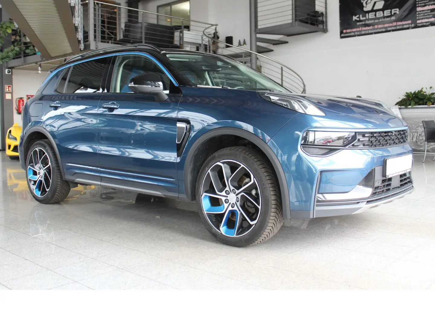 01 1.5 eHybrid 20 PANO 360  NAV INFINITY ACC LED