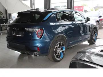 01 1.5 eHybrid 20 PANO 360  NAV INFINITY ACC LED