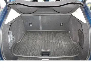 01 1.5 eHybrid 20 PANO 360  NAV INFINITY ACC LED