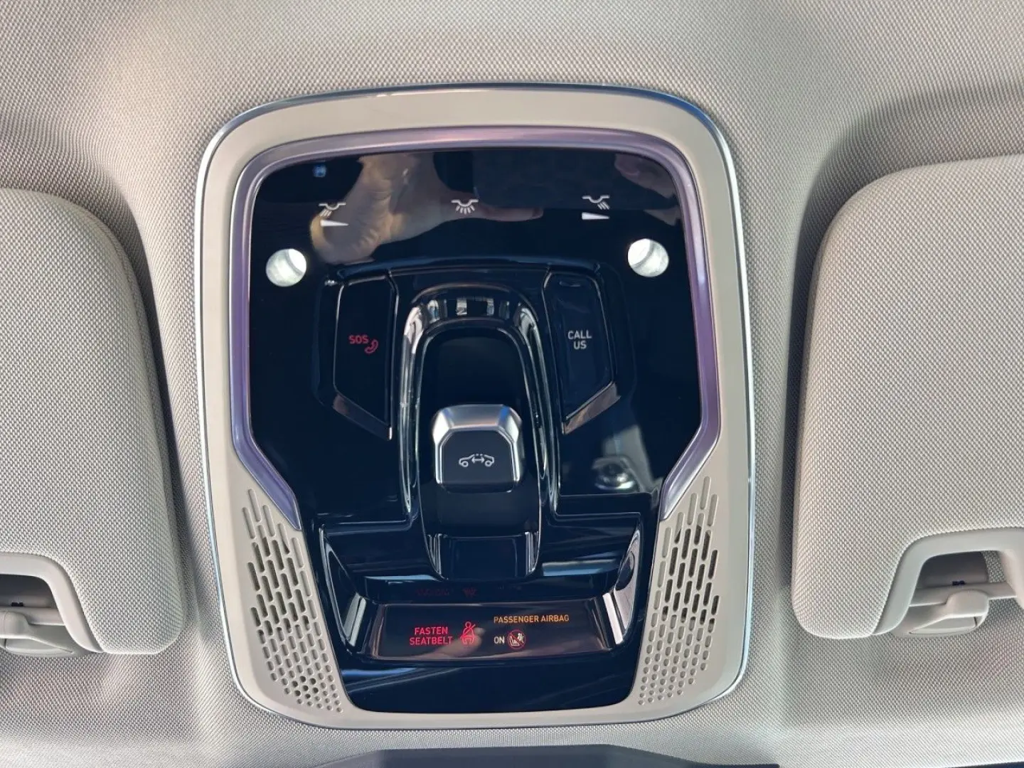 01 1.5T HEV Pano Keyless SHZ el.Sitze R-Kam eHKL