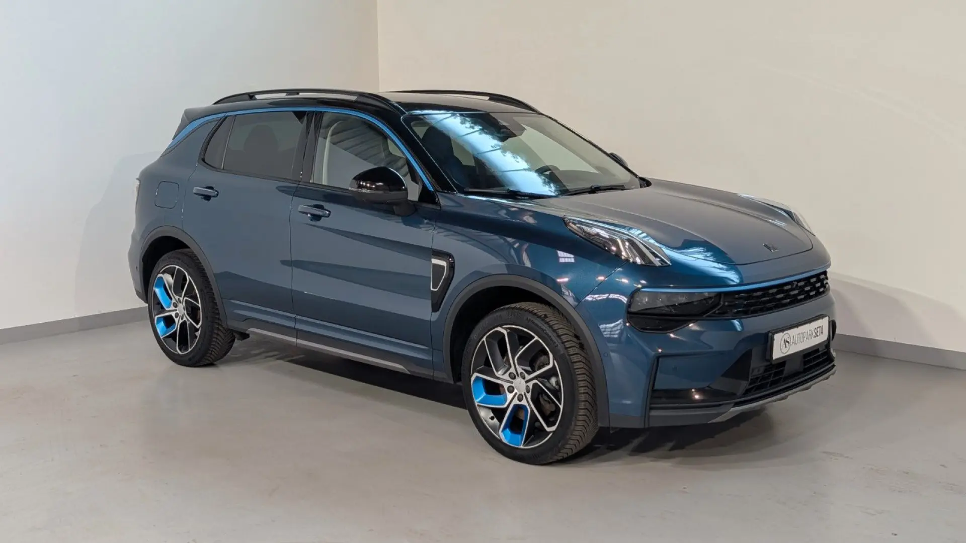 1.5 eHybrid 192kW PANO LANE SIDE 360