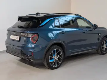 1.5 eHybrid 192kW PANO LANE SIDE 360