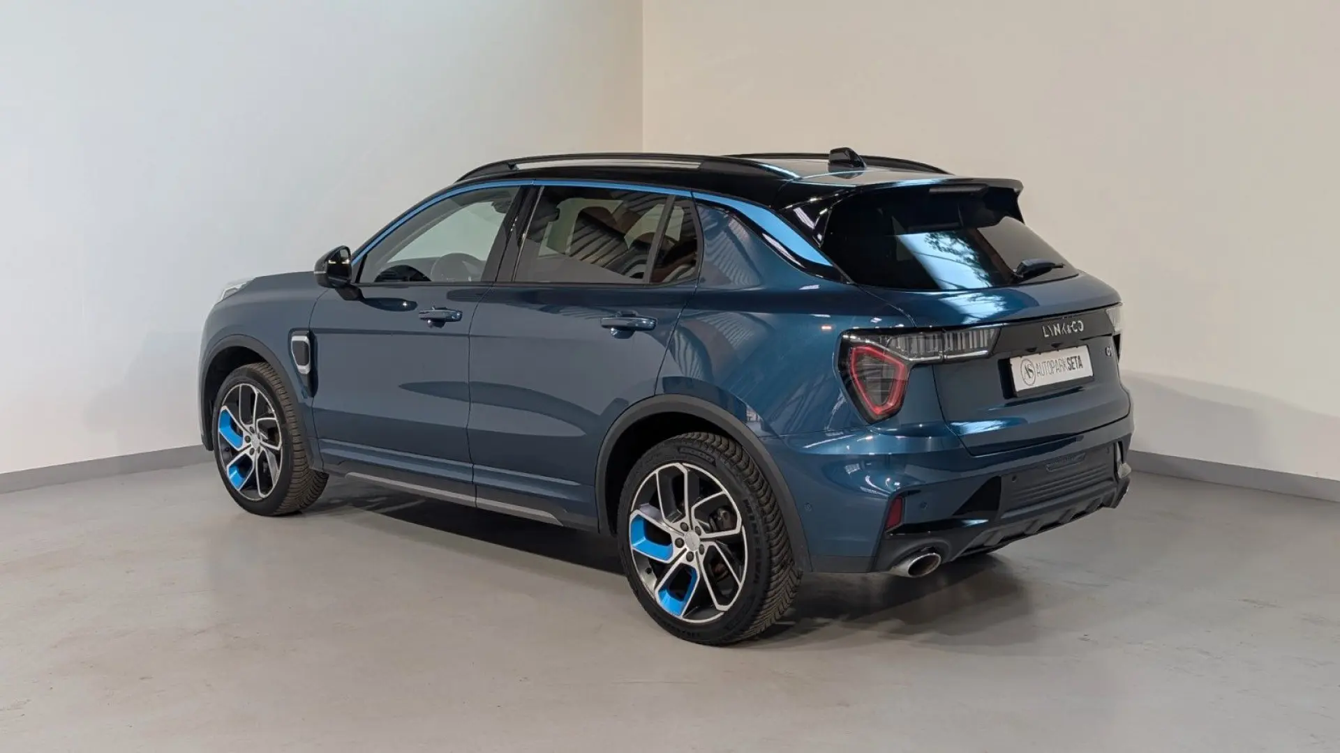 1.5 eHybrid 192kW PANO LANE SIDE 360