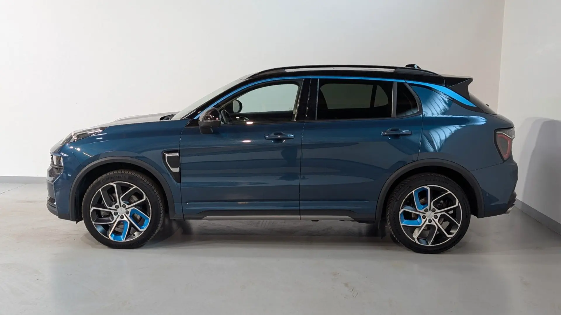 1.5 eHybrid 192kW PANO LANE SIDE 360