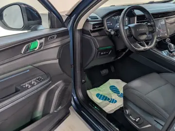 1.5 eHybrid 192kW PANO LANE SIDE 360