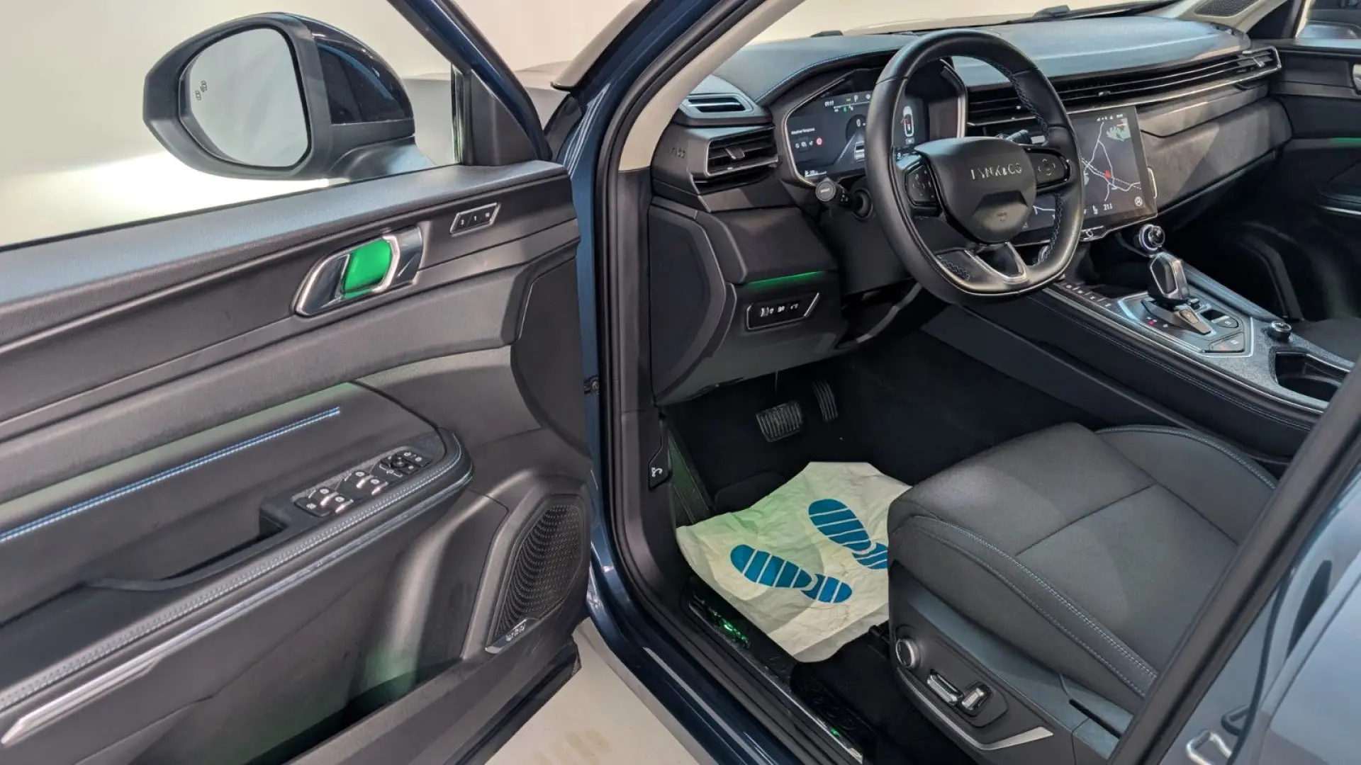 1.5 eHybrid 192kW PANO LANE SIDE 360