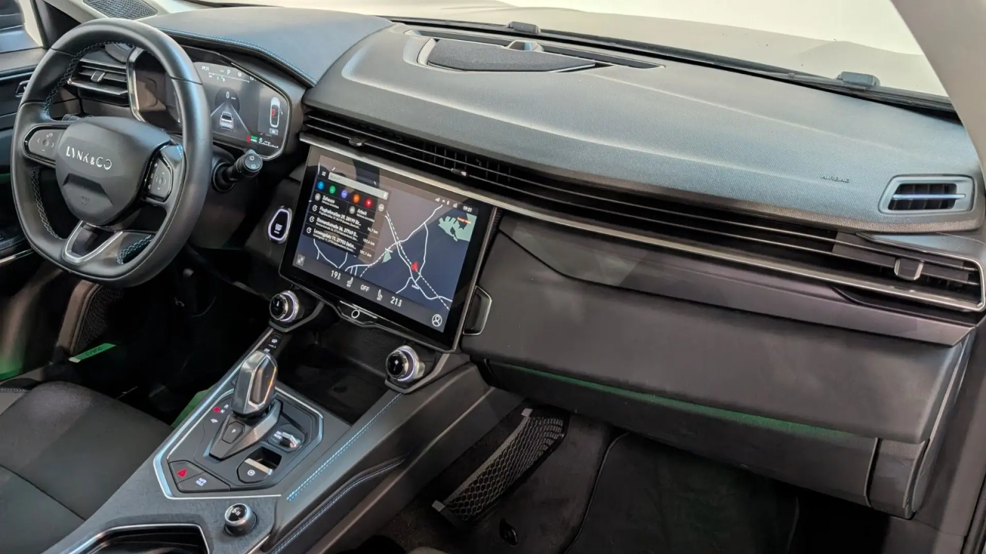 1.5 eHybrid 192kW PANO LANE SIDE 360