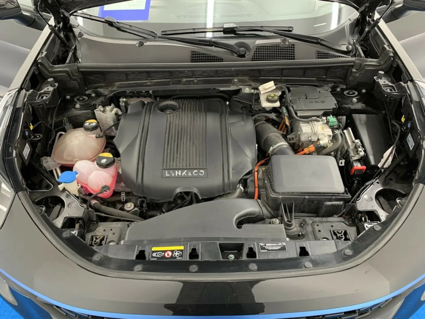 01 1.5 T PHEV Pano SHZ Navi Cam PDC 17 6kWh