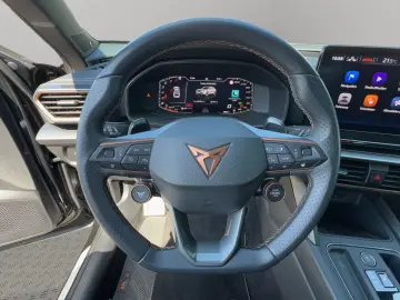 Formentor VZ5 2.5 TSI DSG VZ5 4Drive NAVI ACC LE