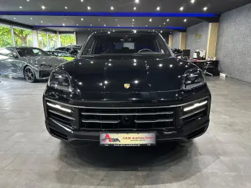 Cayenne  NEW MODEL   KAMERA   AHK   ACC   1.HAND