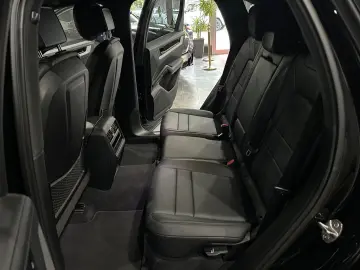 Cayenne  NEW MODEL   KAMERA   AHK   ACC   1.HAND