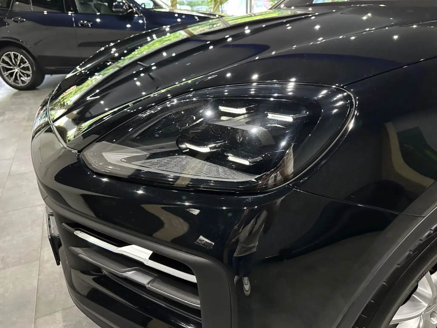 Cayenne  NEW MODEL   KAMERA   AHK   ACC   1.HAND