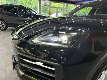 Cayenne  NEW MODEL   KAMERA   AHK   ACC   1.HAND