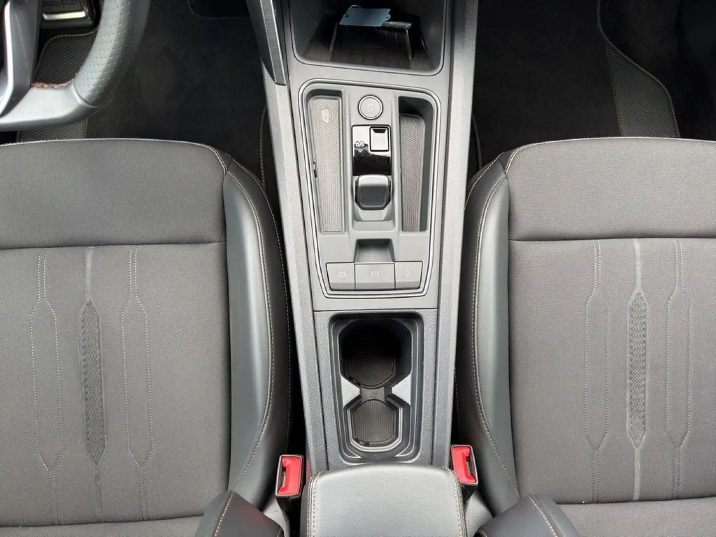 Formentor 2.5 TSI DSG 4Drive VZ5 DCC MATRIX AKEB