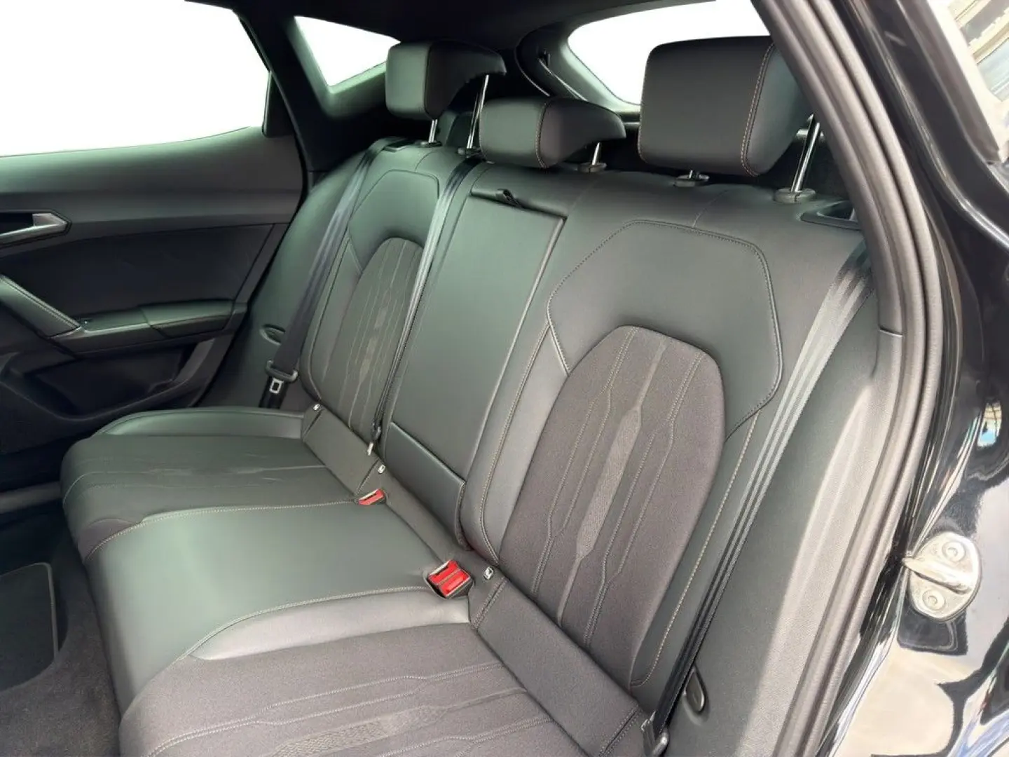 Formentor 2.5 TSI DSG 4Drive VZ5 DCC MATRIX AKEB