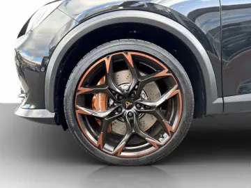 Formentor 2.5 TSI DSG 4Drive VZ5 DCC MATRIX AKEB