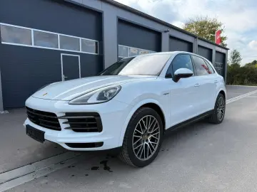 Cayenne E-Hybrid Platinum Edition AHK Pano Alu21