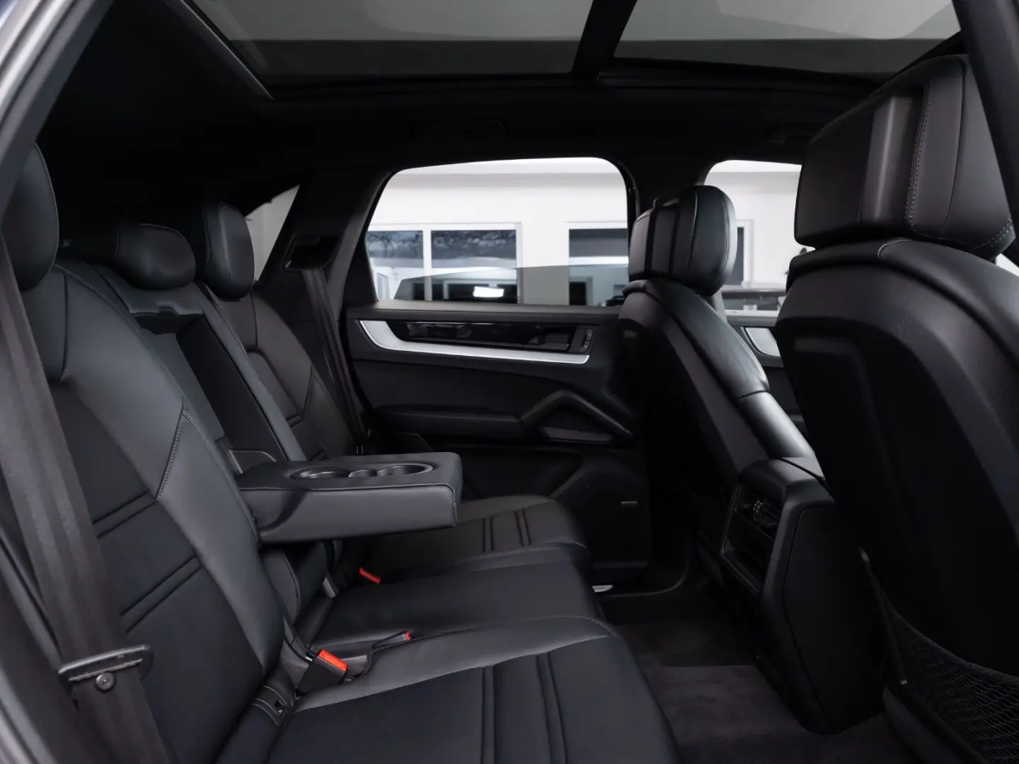 Cayenne E-Hybrid Pano Luft Chrono AHK 21