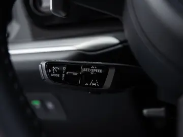 Cayenne E-Hybrid Pano Luft Chrono AHK 21