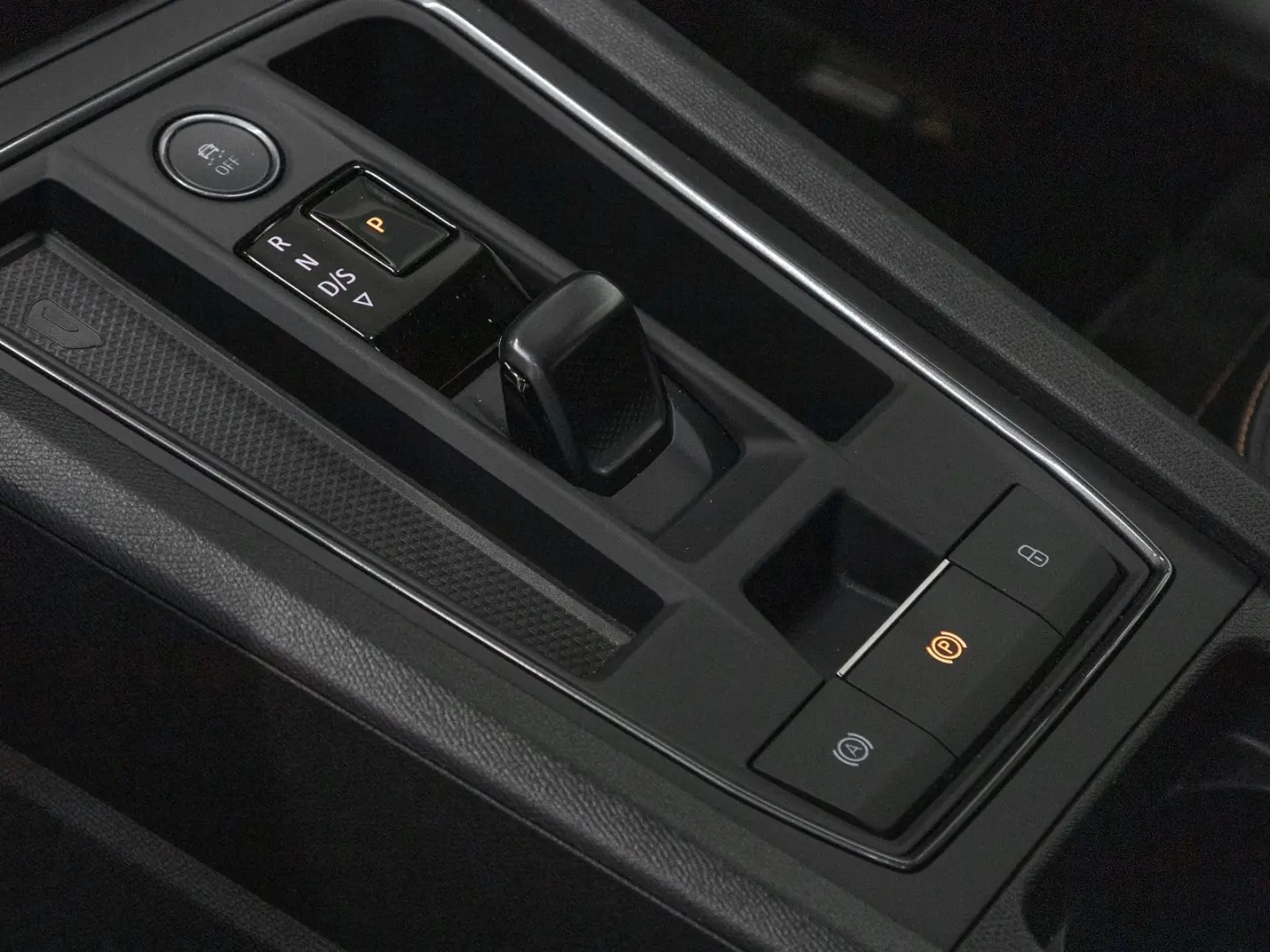 Formentor 4D VZ5 LEDER SUPERSPORT 360 LM20