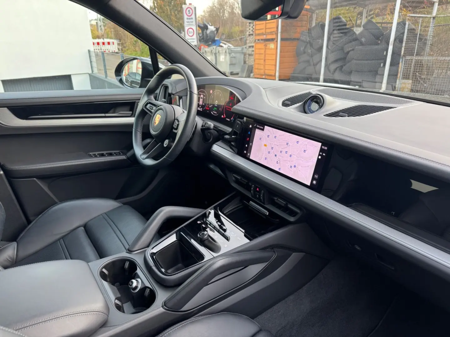 Cayenne E-Hybrid Inno Pano Luft BOSE AHK