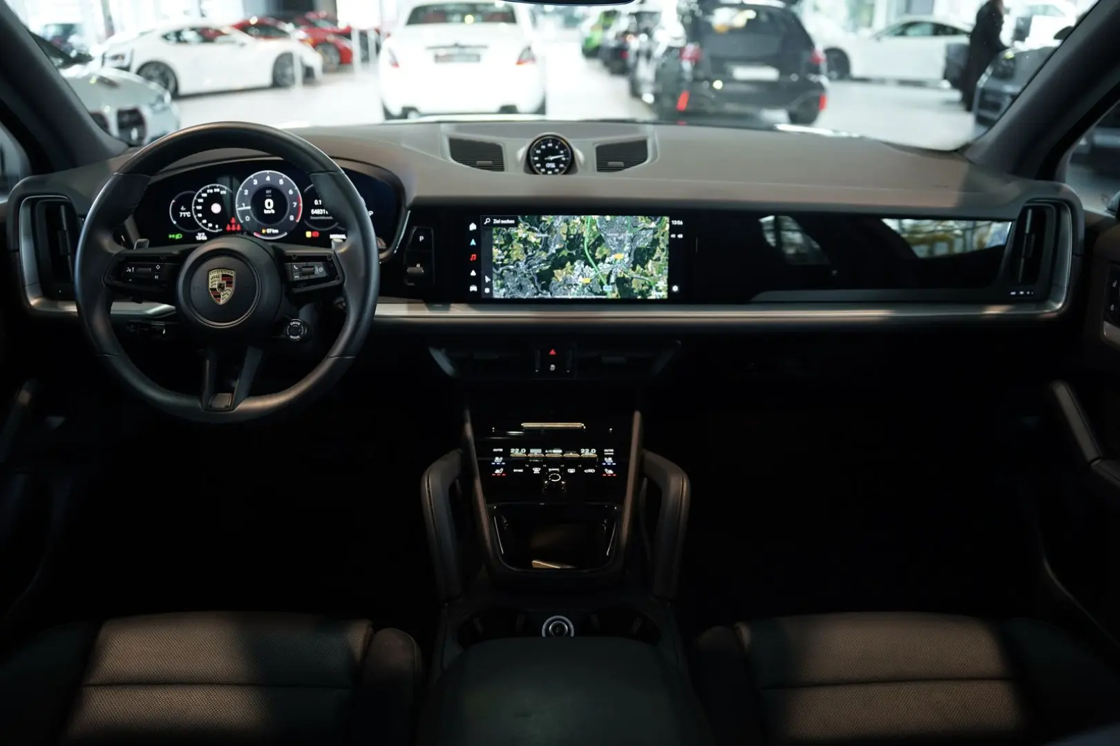 Cayenne  1.H  21  Chrono  Pano  AHK  BOSE  ACC