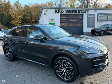 Cayenne Coupe E-Hybrid Panorama