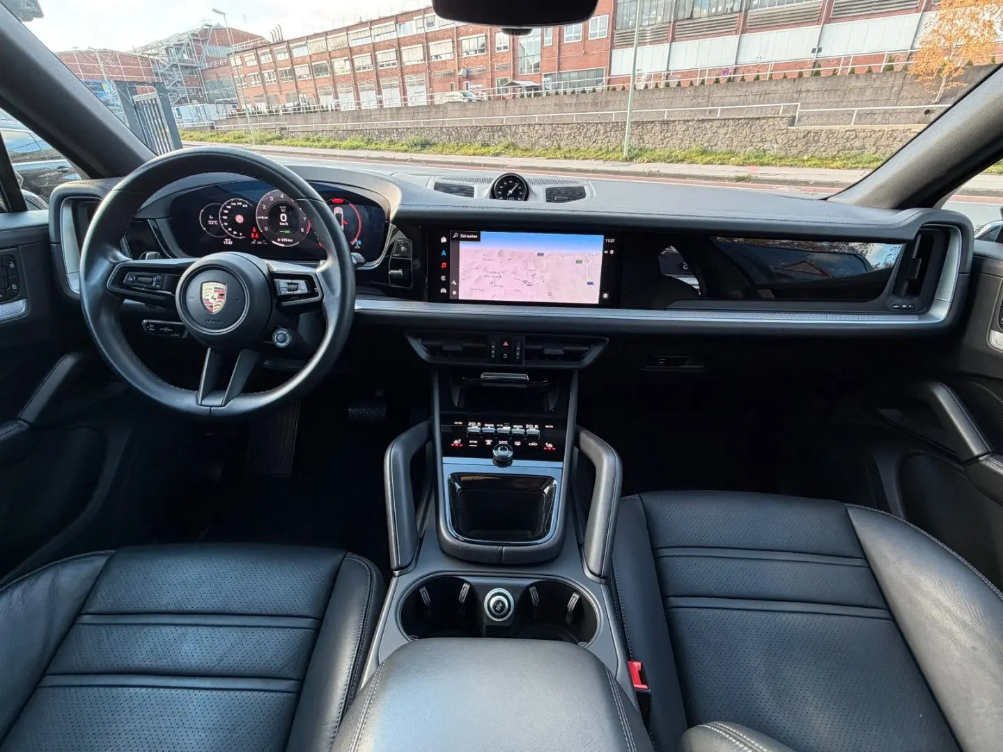 Cayenne Coupe E-Hybrid Panorama