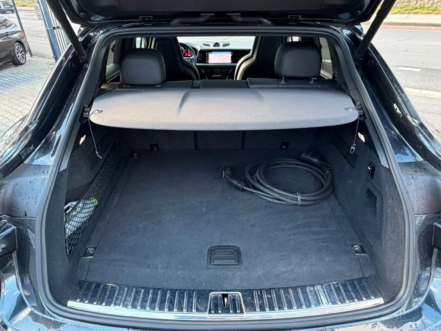 Cayenne Coupe E-Hybrid Panorama