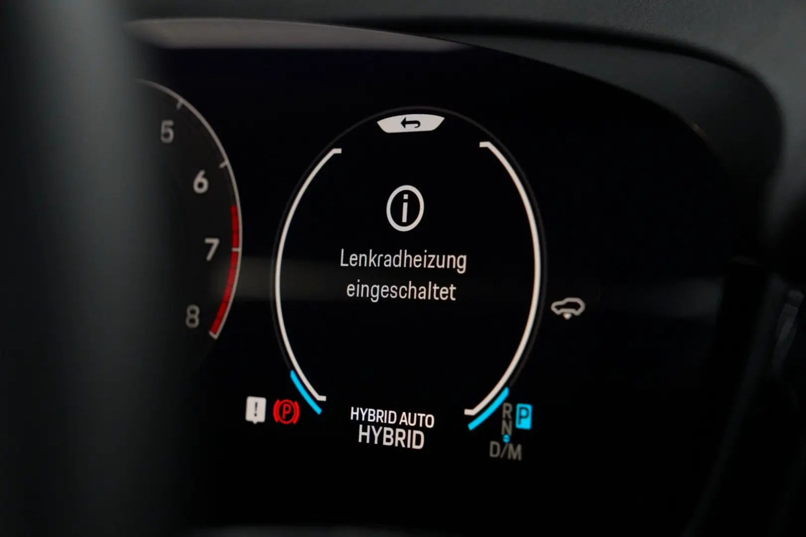 Cayenne E-Hybrid Matrix-Pano-Luft-HeadUp-21