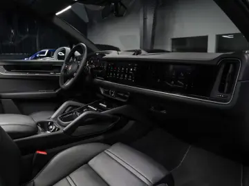 Cayenne E-Hybrid Matrix-Pano-Luft-HeadUp-21