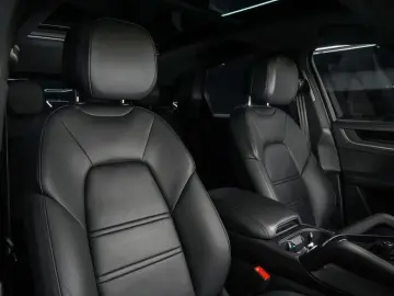 Cayenne E-Hybrid Matrix-Pano-Luft-HeadUp-21