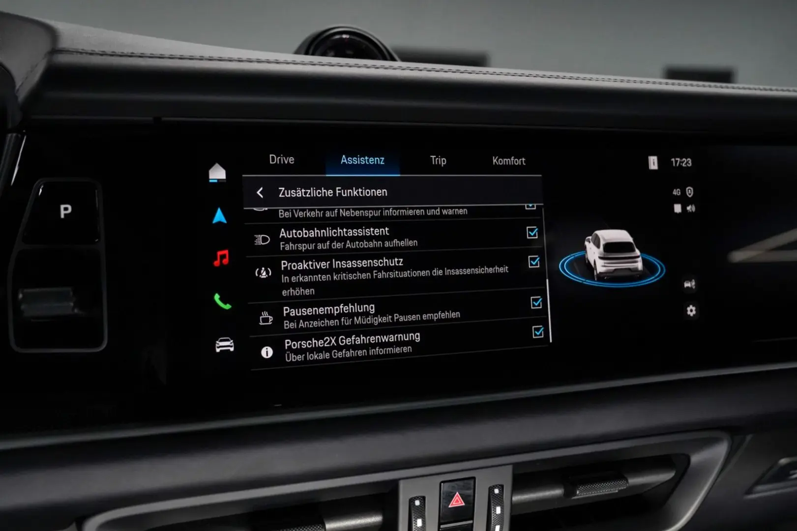 Cayenne E-Hybrid Matrix-Pano-Luft-HeadUp-21