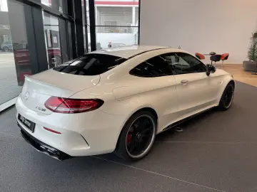 Mercedes-Benz C 63 AMG