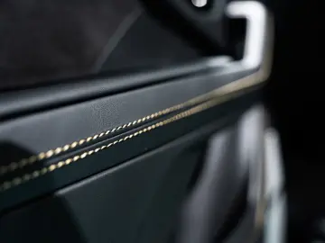 Lamborghini Urus 2021   650 CP   Pachet Full Novitec