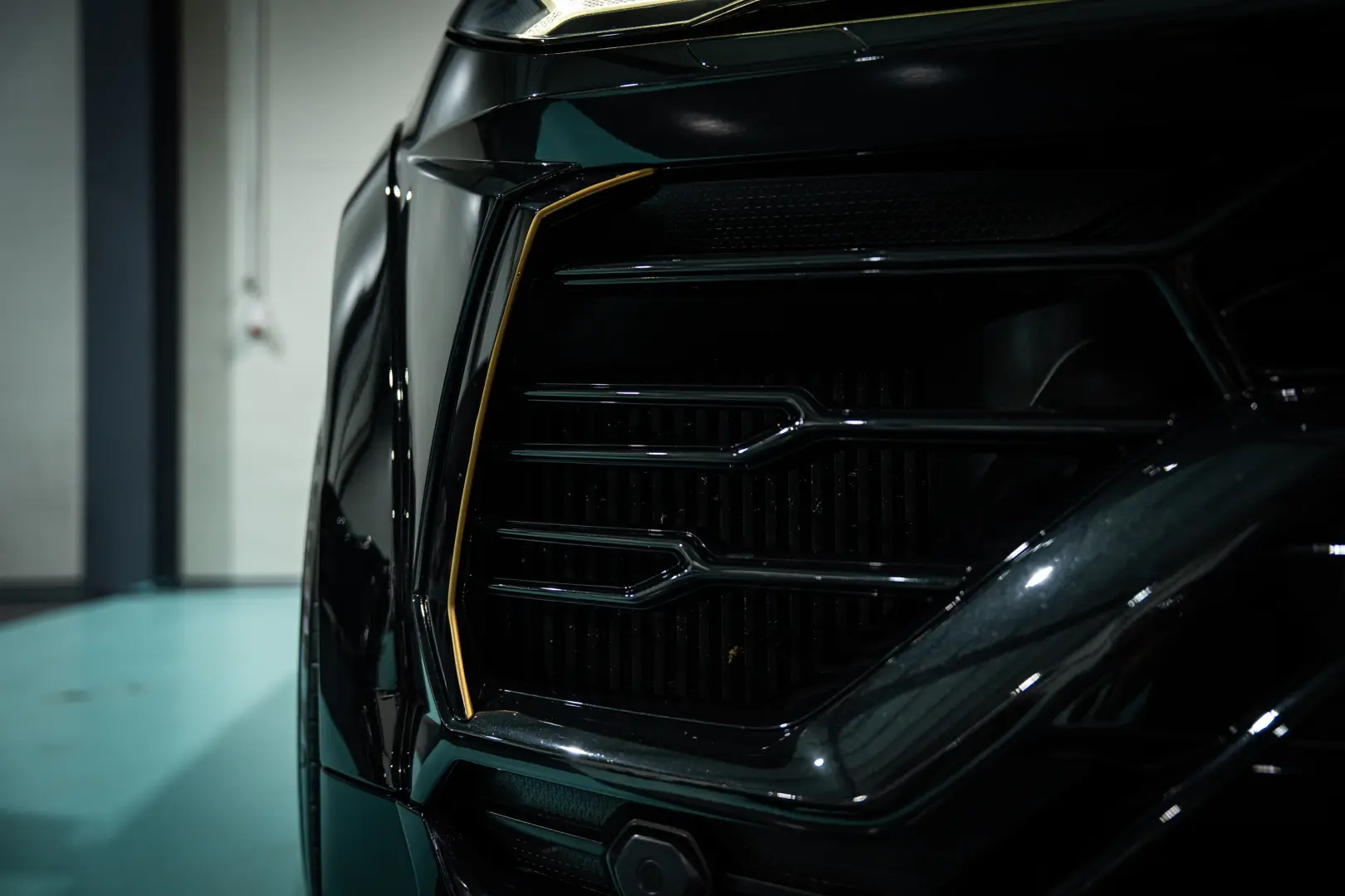 Lamborghini Urus 2021   650 CP   Pachet Full Novitec