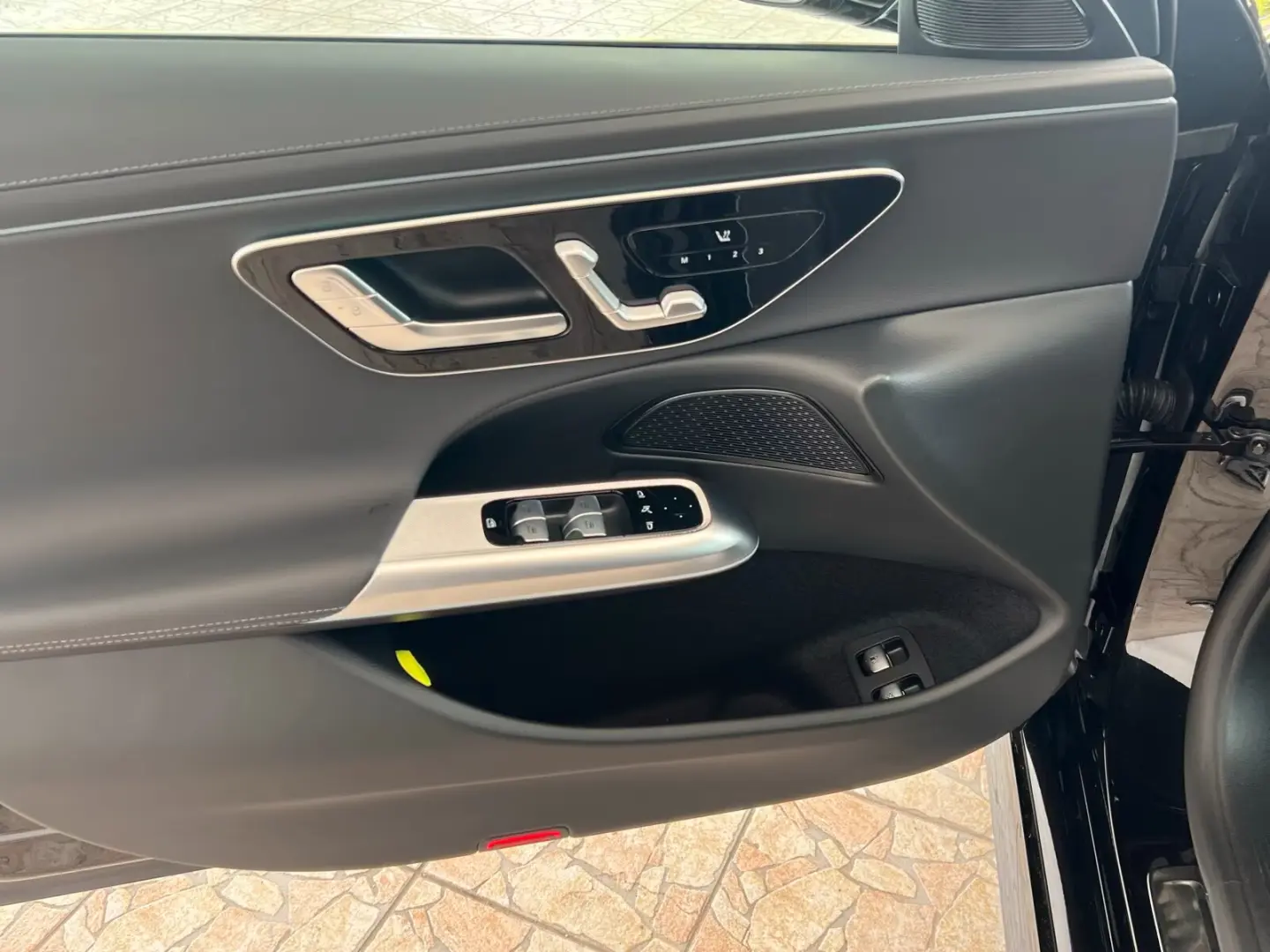 Mercedes-Benz E 400 e 4M AVANTGARDE