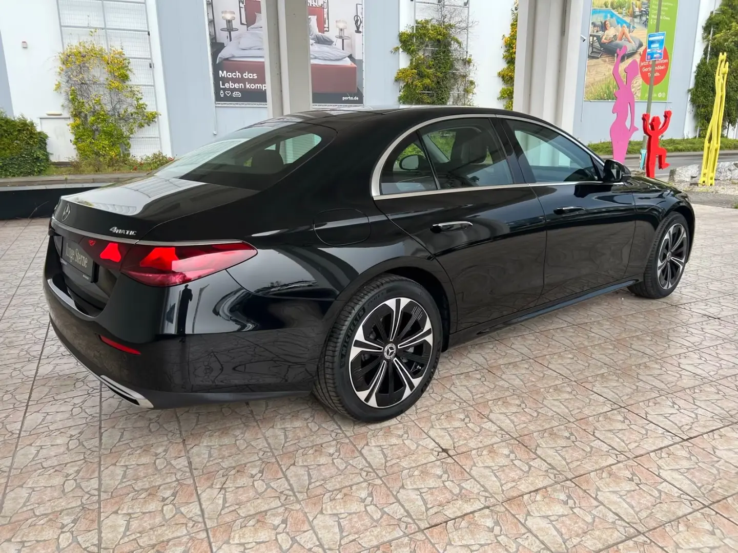 Mercedes-Benz E 400 e 4M AVANTGARDE