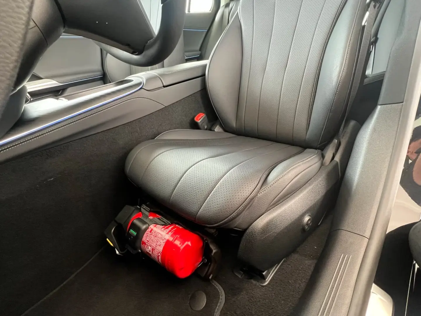 Mercedes-Benz E 400 e 4M AVANTGARDE