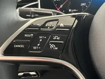 Mercedes-Benz E 400 e 4M AVANTGARDE