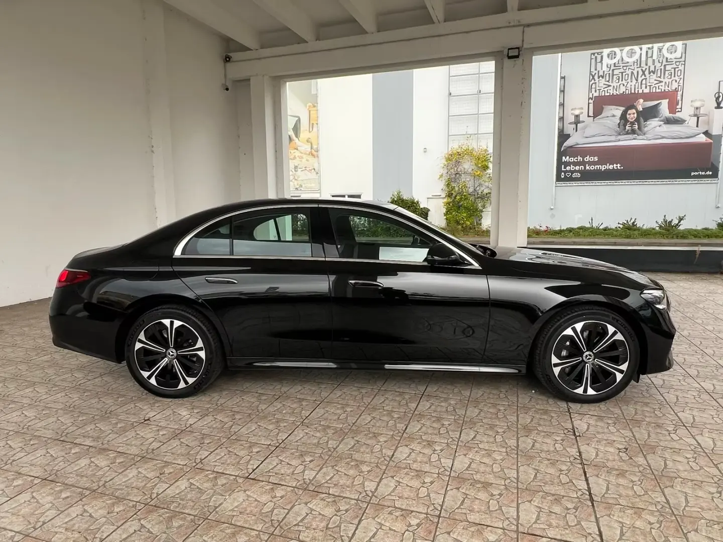 Mercedes-Benz E 400 e 4M AVANTGARDE