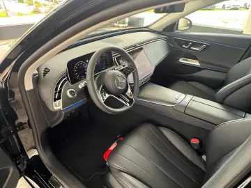 Mercedes-Benz E 400 e 4M AVANTGARDE