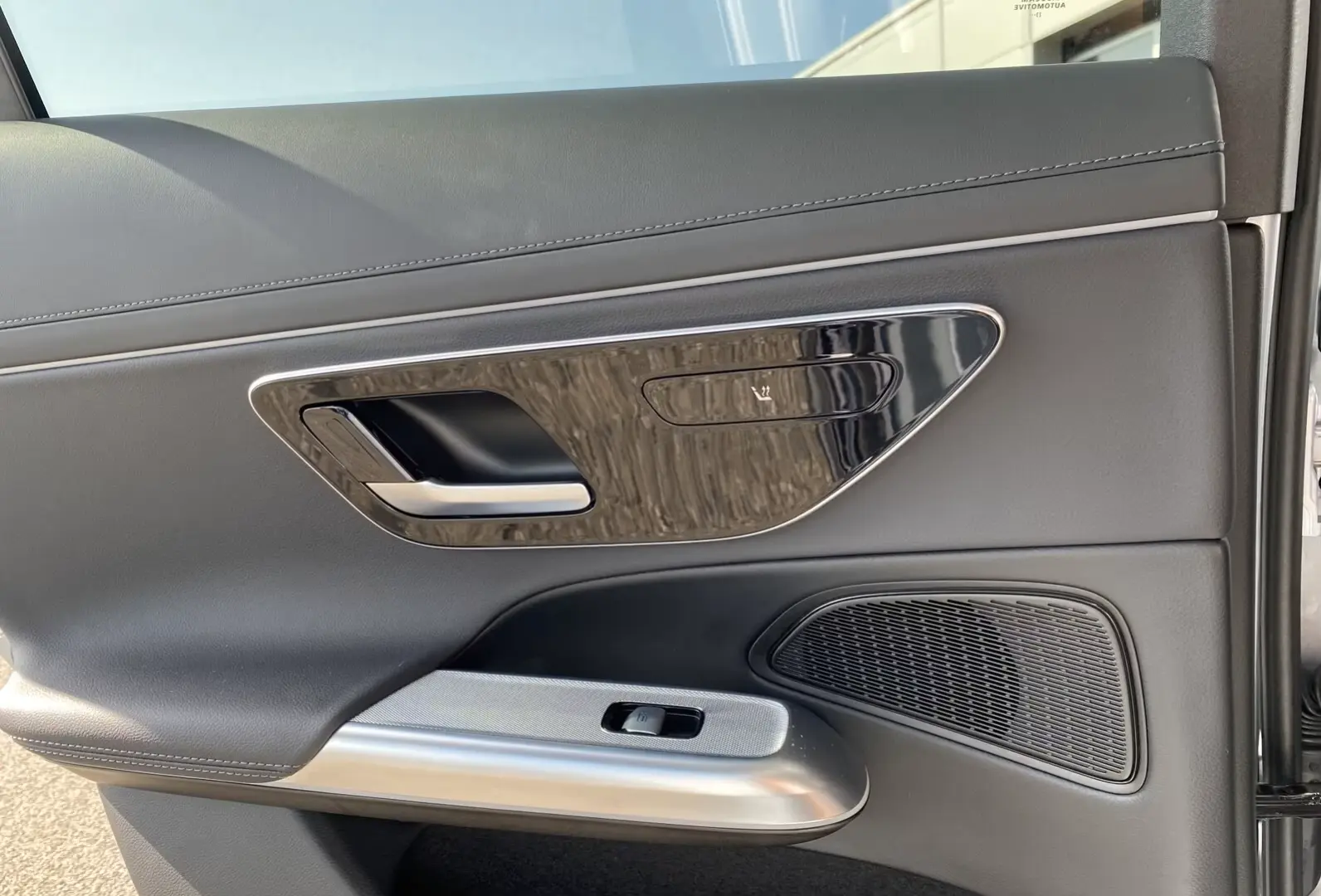 Mercedes-Benz E 400 e 4M AMG Night