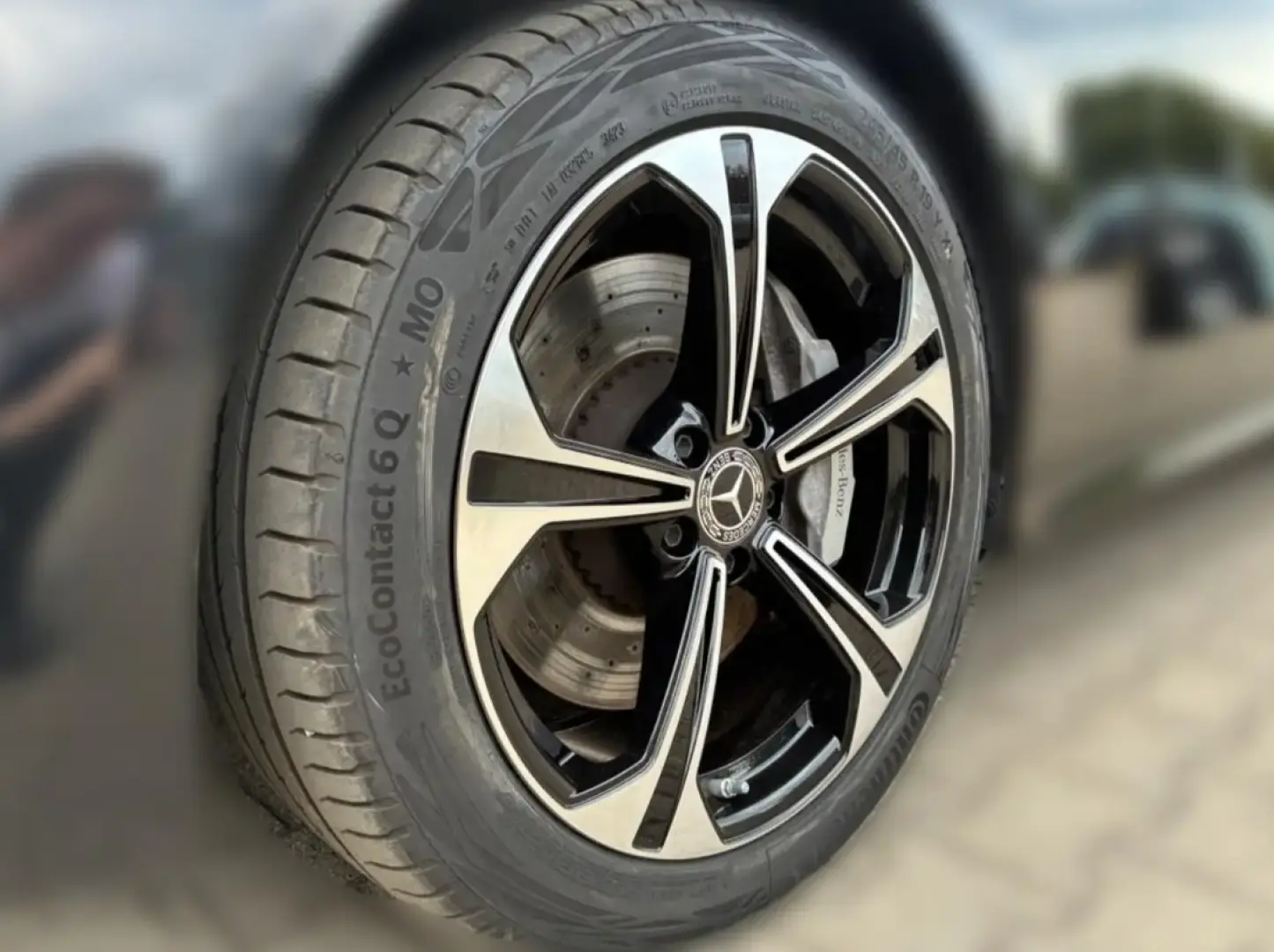 Mercedes-Benz E 400 e 4M Avantg. Panorama. Distronic