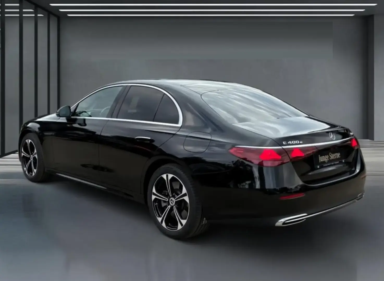 Mercedes-Benz E 400 e 4M Avantg. Panorama. Distronic